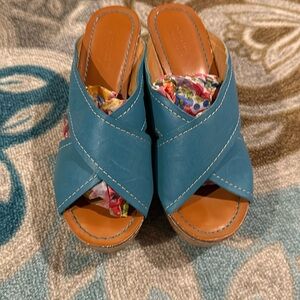 Sonoma wedge Slip-On size 6.5